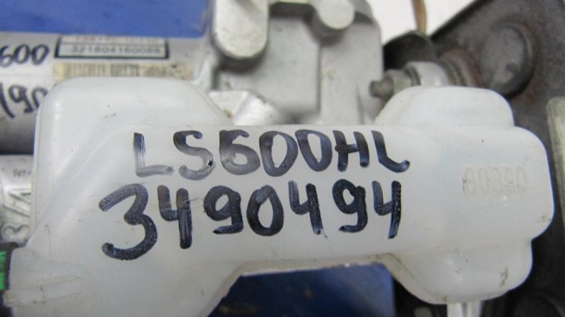 Главный тормозной цилиндр LS600HL 06-17 2008 Седан 5.0 Главный тормозной цилиндр LS600HL 06-17 2008 Седан 5.0