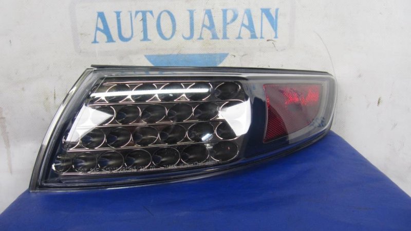Фонарь наружный задний правый INFINITI FX S50 03-08 26550-CL025 новая
