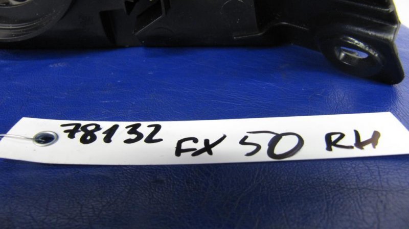 Фонарь наружный задний правый FX S50 03-08