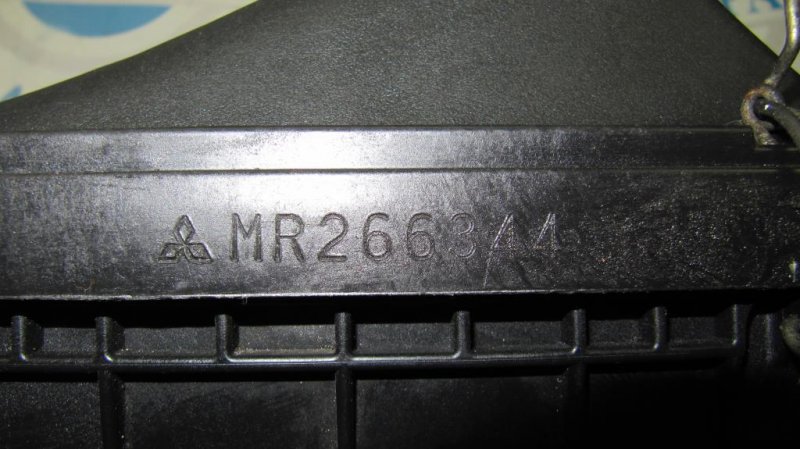 Корпус воздушного фильтра MITSUBISHI PAJERO SPORT 96-09 Внедорожник 3.0