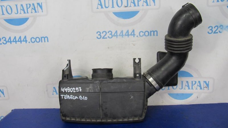 Резонатор воздушного фильтра SUBARU TRIBECA B10 07-13 Б/У