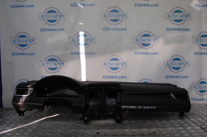 Торпедо TOYOTA CAMRY 55 14-17 55301-06210-C0 Б/У