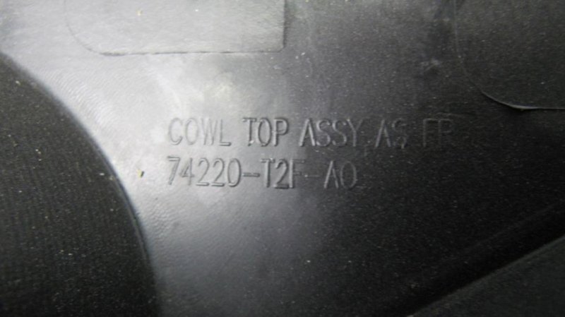 Пластик под лобовое стекло / Жабо ACCORD CR 13-18 2015 Седан 2.4