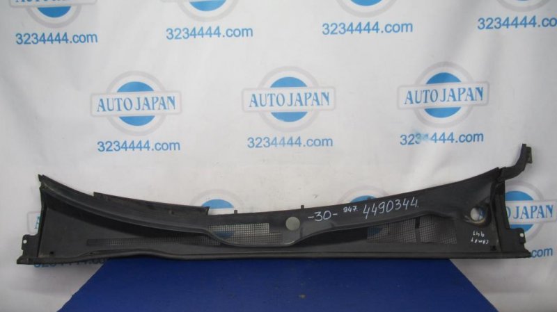 Запчасть пластик под лобовое стекло / жабо TOYOTA CAMRY 30 02-06 2002 MCV30 3.0 1MZFE 55708-06030 Б/У Пластик под лобовое стекло / Жабо TOYOTA CAMRY 30 02-06 2002 MCV30 3.0 1MZFE 55708-06030 Б/У