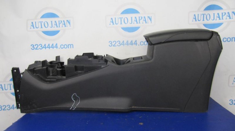 Подлокотник NISSAN X-TRAIL/ROGUE T32 13-20