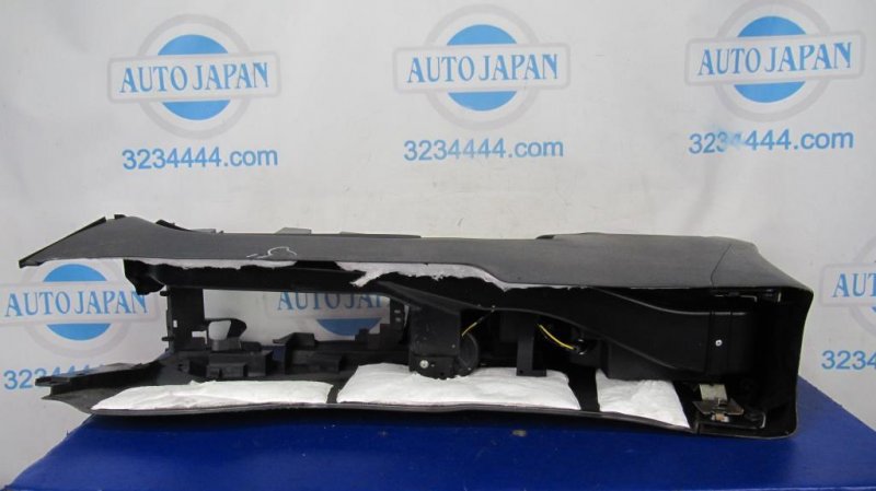 Подлокотник X-TRAIL/ROGUE T32 13-20