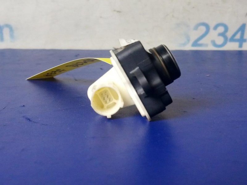 Камера заднего вида CHEROKEE 14- 2015 Внедорожник 2.4 Камера заднего вида CHEROKEE 14- 2015 Внедорожник 2.4