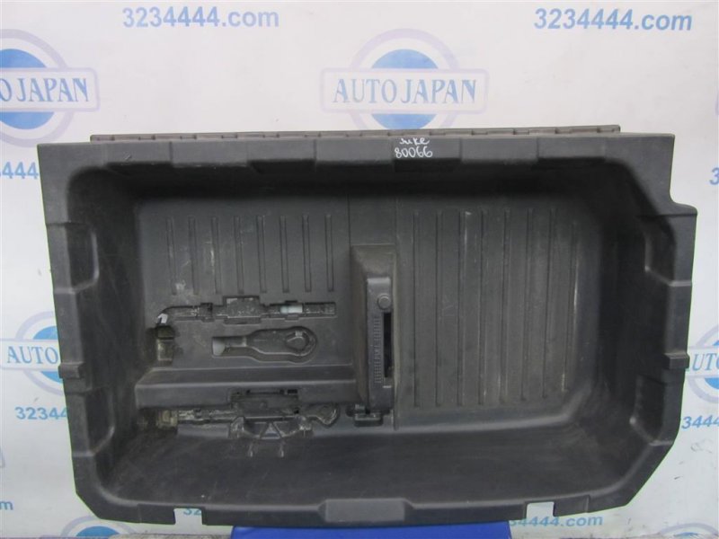 Ящик инструментальный NISSAN JUKE 10-19 849A7-1KE0B Б/У