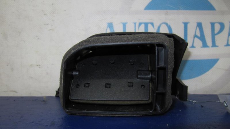 Дефлектор воздушный передний левый NISSAN SENTRA B17 12-21