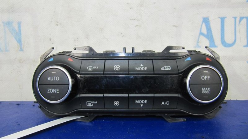 Блок управления печкой INFINITI QX30 16-20 2016 Внедорожник 2.0 20PET 27500-5DC0B Б/У