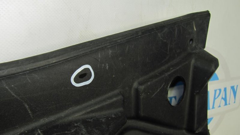 Пластик под лобовое стекло / Жабо TOYOTA VENZA 09-16 Пластик под лобовое стекло / Жабо TOYOTA VENZA 09-16