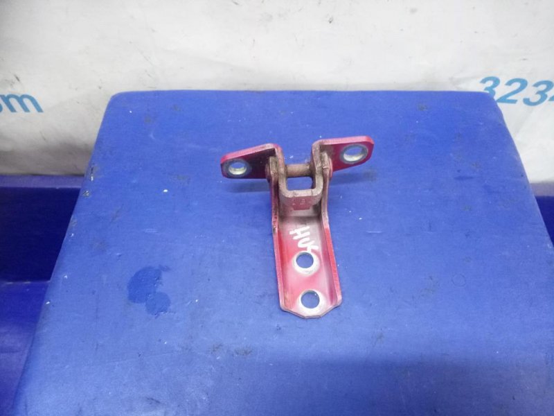 Петля двери нижняя передняя правая LANCER X 10 07-15 2008 Седан 2.0