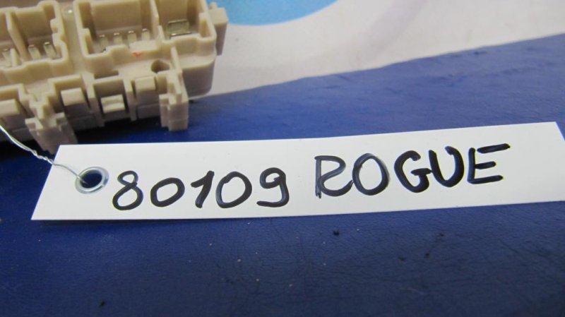 Блок предохранителей салон X-TRAIL/ROGUE T32 13-20