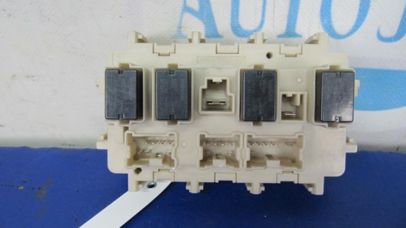 Блок предохранителей салон NISSAN X-TRAIL/ROGUE T32 13-20