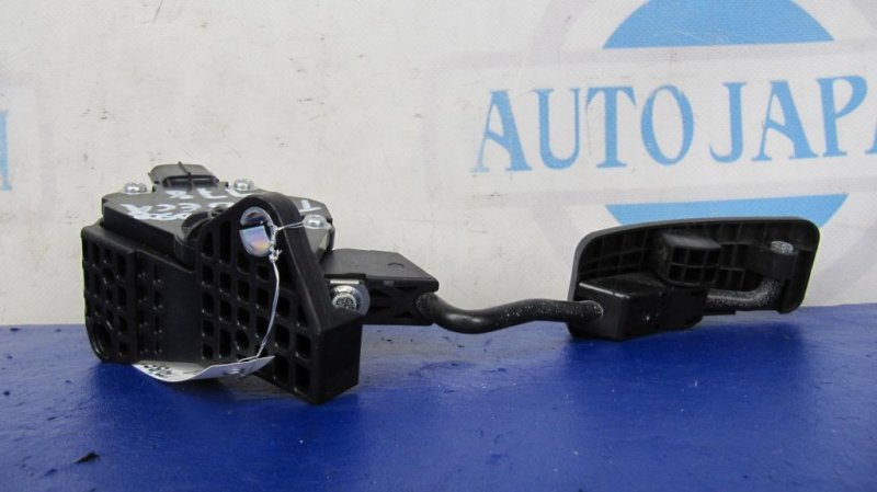 Педаль газа TRIBECA B10 07-13 2008 Внедорожник 3.6