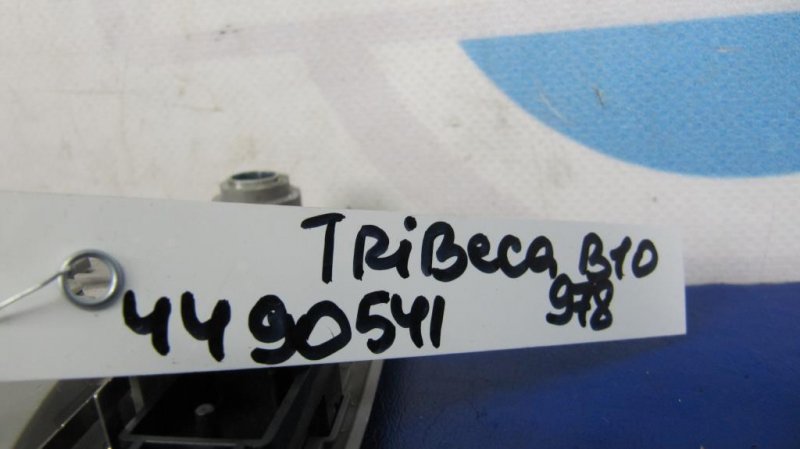 Плафон салона TRIBECA B10 07-13 2008 Внедорожник 3.6 Плафон салона TRIBECA B10 07-13 2008 Внедорожник 3.6