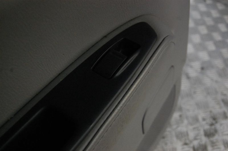 Дверь задняя левая FORESTER SG 02-07 2006 Внедорожник 2.5