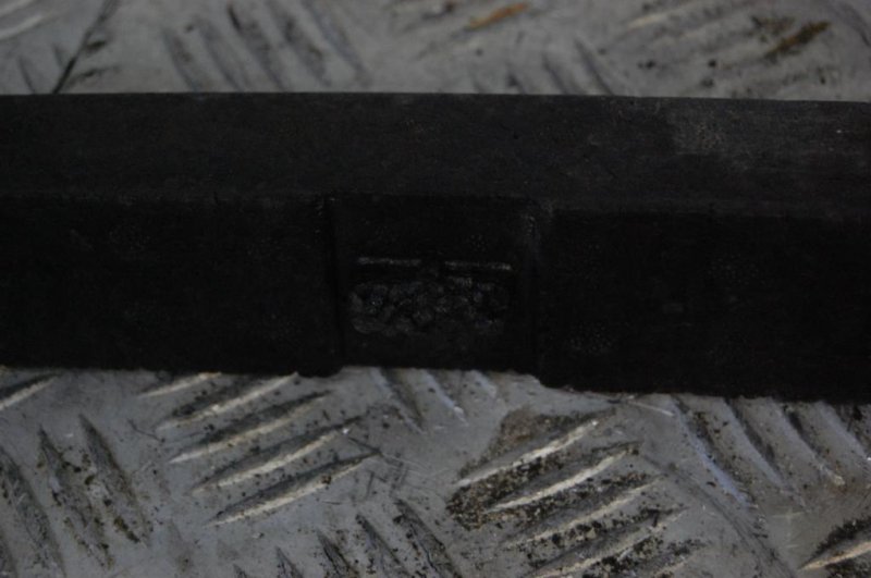 Наполнитель бампера задний задний JUKE 10-19