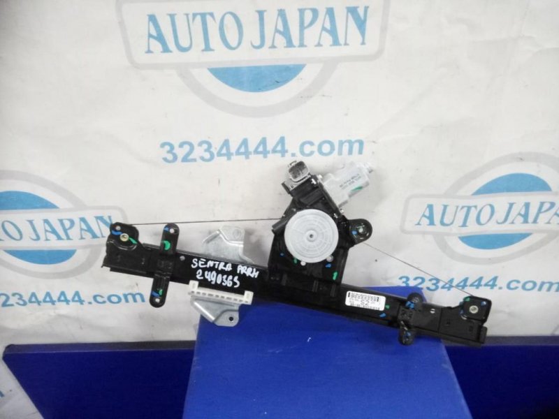 Запчасть стеклоподъемник передний правый NISSAN SENTRA B17 12-21 2013 Седан 1.8 80720-3SG0A Б/У Стеклоподъемник передний правый NISSAN SENTRA B17 12-21 2013 Седан 1.8 80720-3SG0A Б/У