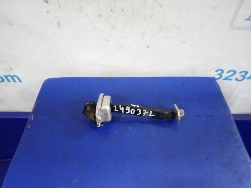 Ограничитель двери передний правый NISSAN SENTRA B17 12-21 2016 Седан 1.8 80430-3RA0A Б/У