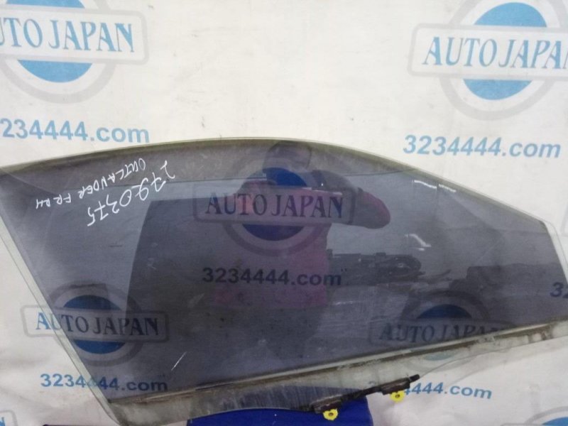 Стекло двери переднее правое MITSUBISHI OUTLANDER 03-07 2004 Внедорожник 2.4 MR978106 Б/У