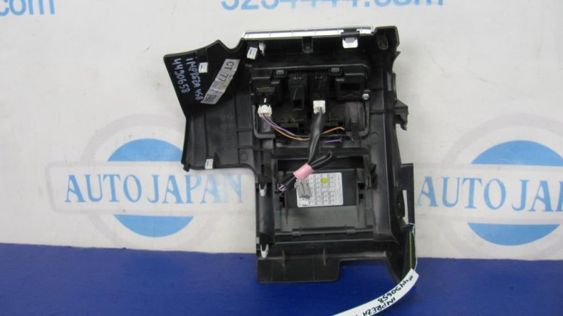 Накладка торпедо левая SUBARU IMPREZA 11-17 Хетчбек 2.0