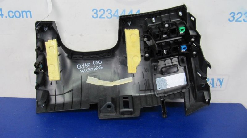 Накладка торпедо INFINITI QX60/JX35 12-20 Внедорожник 3.5