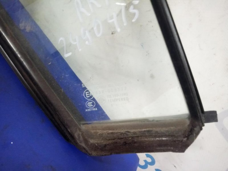 Стекло двери глухое заднее правое 3 BK 03-08 2006 Седан 2.0