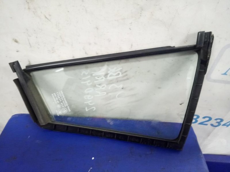 Стекло двери глухое заднее правое MAZDA 3 BK 03-08 Седан 2.0