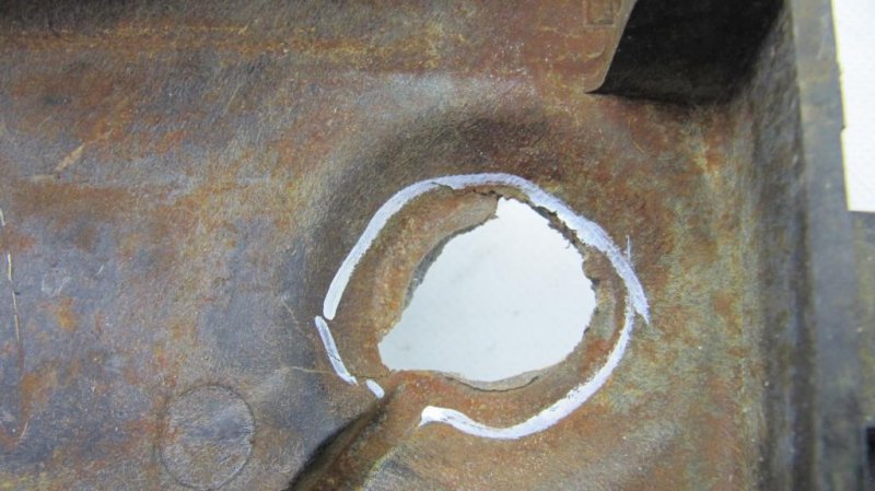 Полка аккумулятора MAZDA CX-7 06-12