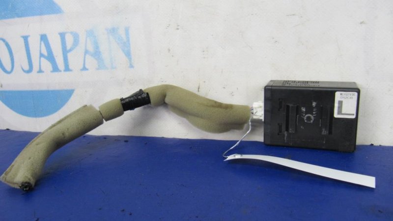 Антенна INFINITI G25/G35/G37/Q40 06-14 Седан 3.7 VQ37VHR