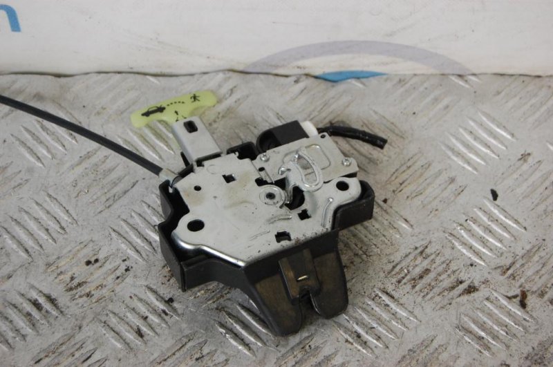 Замок крышки багажника SUBARU LEGACY 09-15 BM