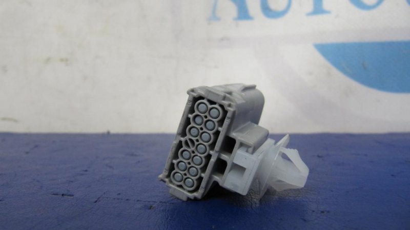 Разъем LEXUS NX 14-21