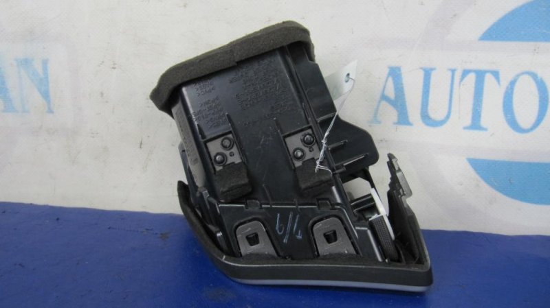 Дефлектор воздушный левый NISSAN X-TRAIL/ROGUE T32 13-20