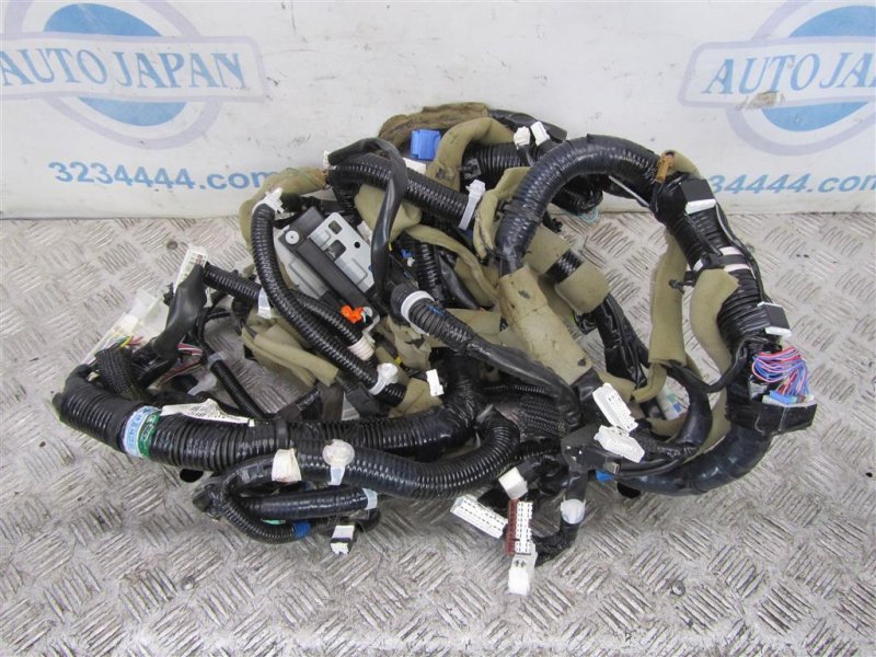 Запчасть проводка салона NISSAN X-TRAIL/ROGUE T32 13-20 24010-4BA1C Б/У Проводка салона NISSAN X-TRAIL/ROGUE T32 13-20 24010-4BA1C Б/У