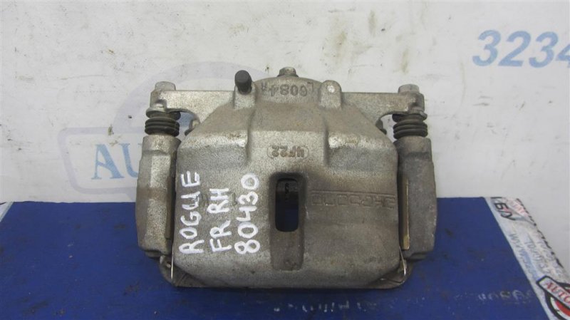 Суппорт тормозной передний правый NISSAN X-TRAIL/ROGUE T32 13-20 41001-4BA0C Б/У