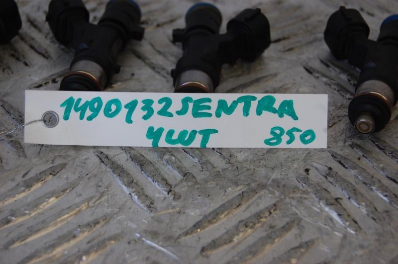 Форсунка топливная SENTRA B17 12-21 2013 Седан 1.8