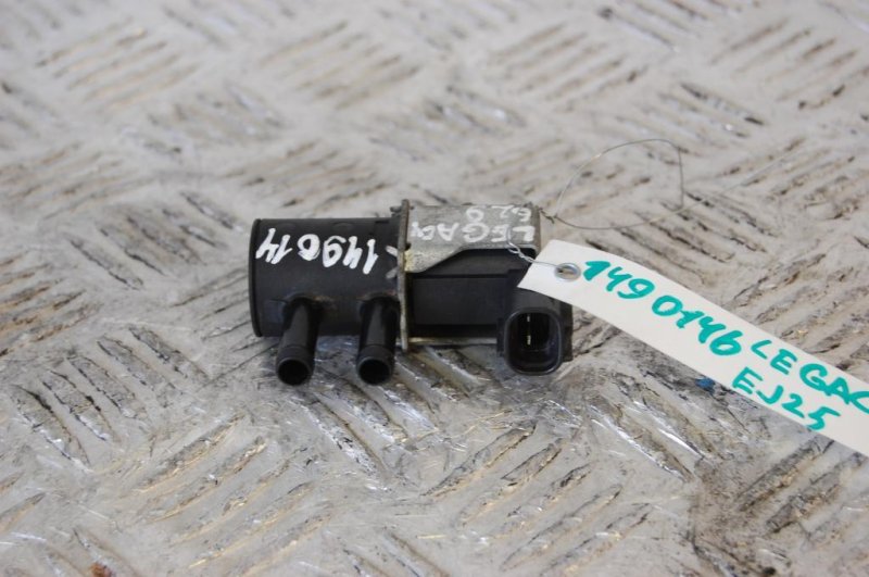 Клапан электромагнитный (вакуумный) SUBARU LEGACY 09-15 BM 2011 Седан 2.5 EJ253 16131AA070 Б/У