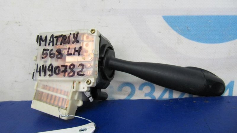 Подрулевой переключатель левый TOYOTA MATRIX 02-08 ZZE132 1.8L 1ZZ-FE Подрулевой переключатель левый TOYOTA MATRIX 02-08 ZZE132 1.8L 1ZZ-FE