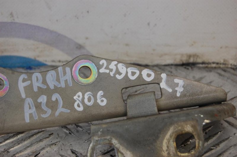 Петля капота правая MAXIMA A32 94-99 1996 Седан 3.0