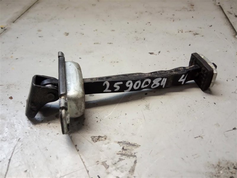 Ограничитель двери задний левый HYUNDAI SONATA LF 2014- 2015 Седан 2.4 79480-C1010 Б/У