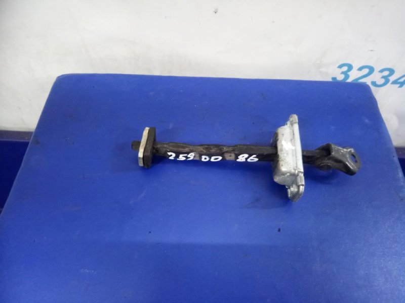 Запчасть ограничитель двери передний левый HYUNDAI SONATA LF 2014- 2015 Седан 2.4 79380-3S000 Б/У Ограничитель двери передний левый HYUNDAI SONATA LF 2014- 2015 Седан 2.4 79380-3S000 Б/У