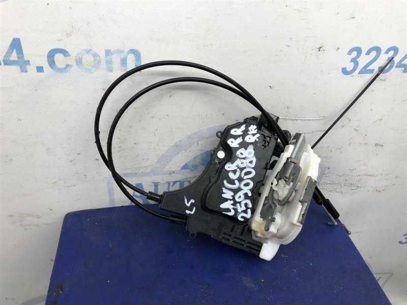 Замок двери задний правый MITSUBISHI LANCER X 10 15-17 2016 Седан 2.0 5745A304 Б/У