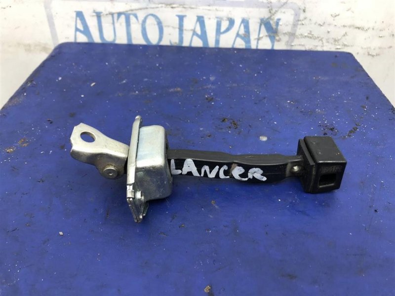 Ограничитель двери задний правый LANCER X 10 15-17 2016 Седан 2.0