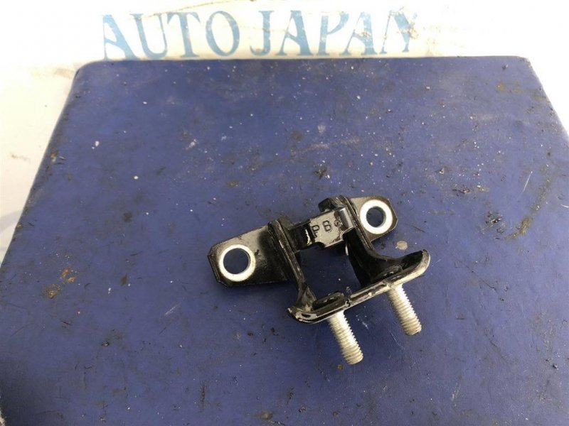 Петля двери верхняя задняя правая LANCER X 10 15-17 2016 Седан 2.0