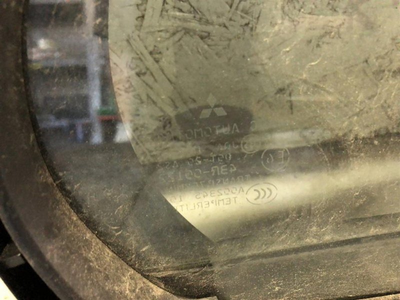 Стекло двери глухое заднее правое LANCER X 10 15-17 2016 Седан 2.0