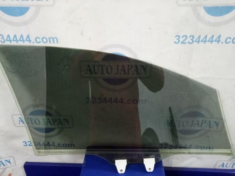 Стекло двери переднее левое IMPREZA 11-17 2015 ХЕТЧБЕК 2.0