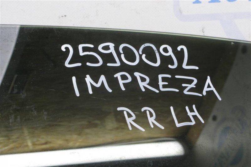 Стекло двери заднее левое IMPREZA 11-17 2015 ХЕТЧБЕК 2.0