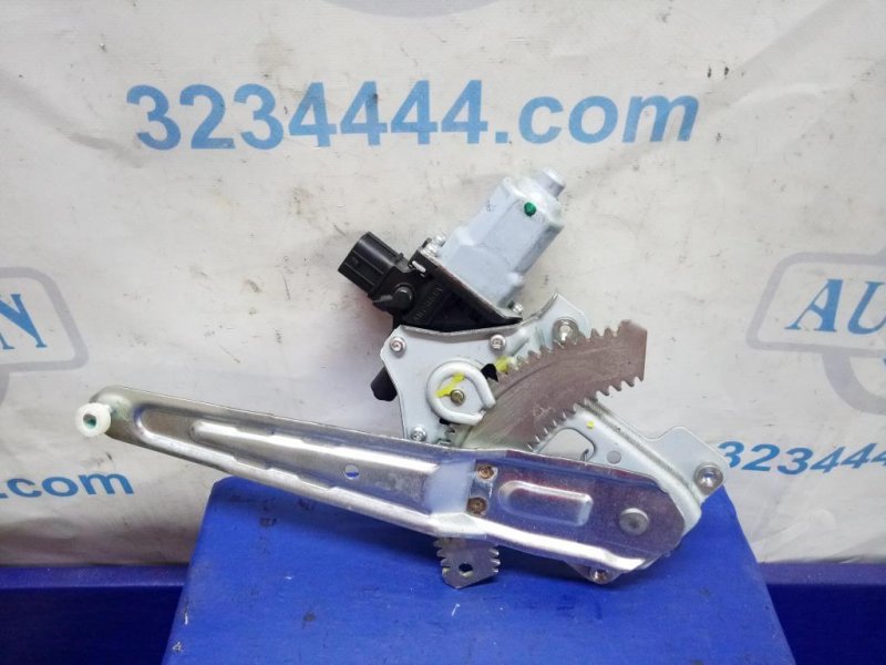 Стеклоподъемник задний правый IMPREZA 11-17 2015 ХЕТЧБЕК 2.0