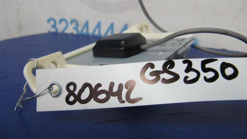 Антенна GS350 GS300 05-11 Антенна GS350 GS300 05-11